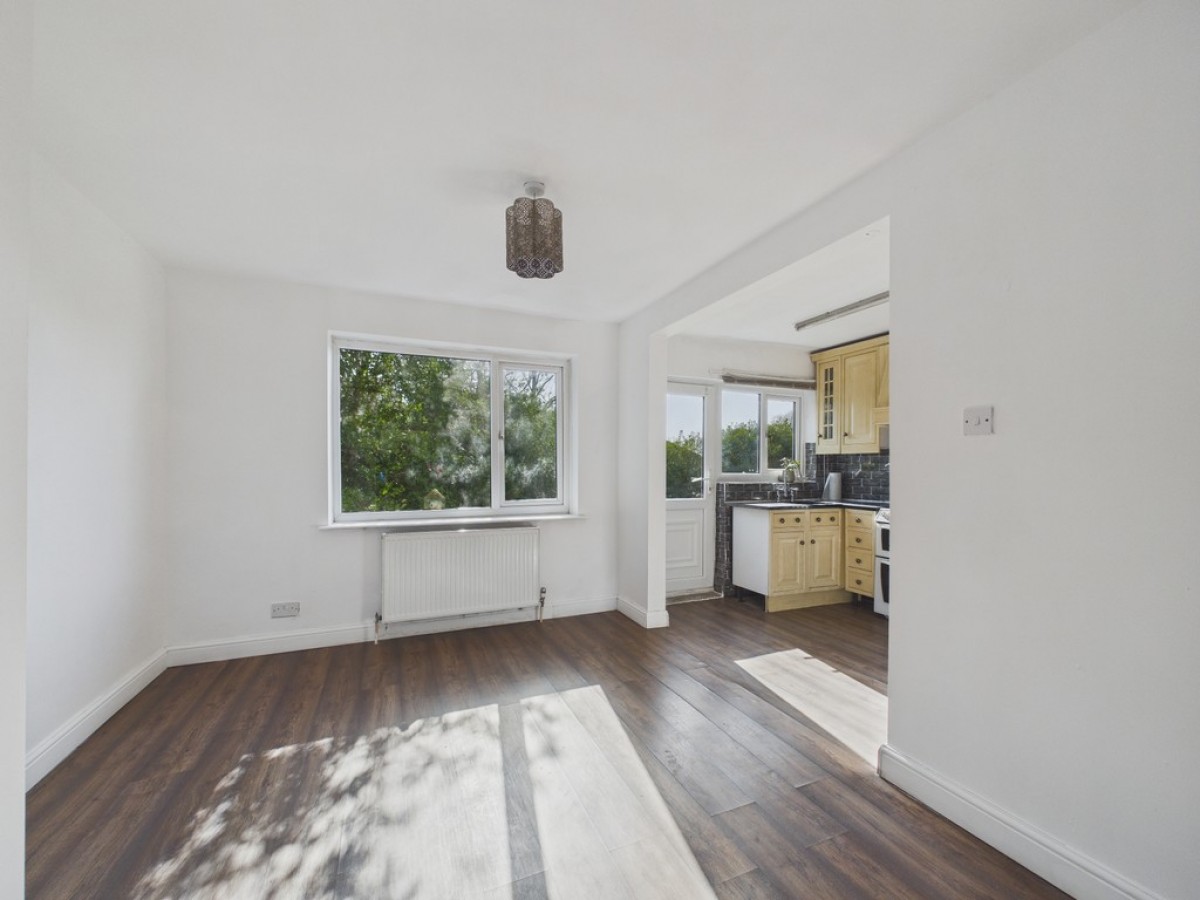 Arundel Avenue, Dalton