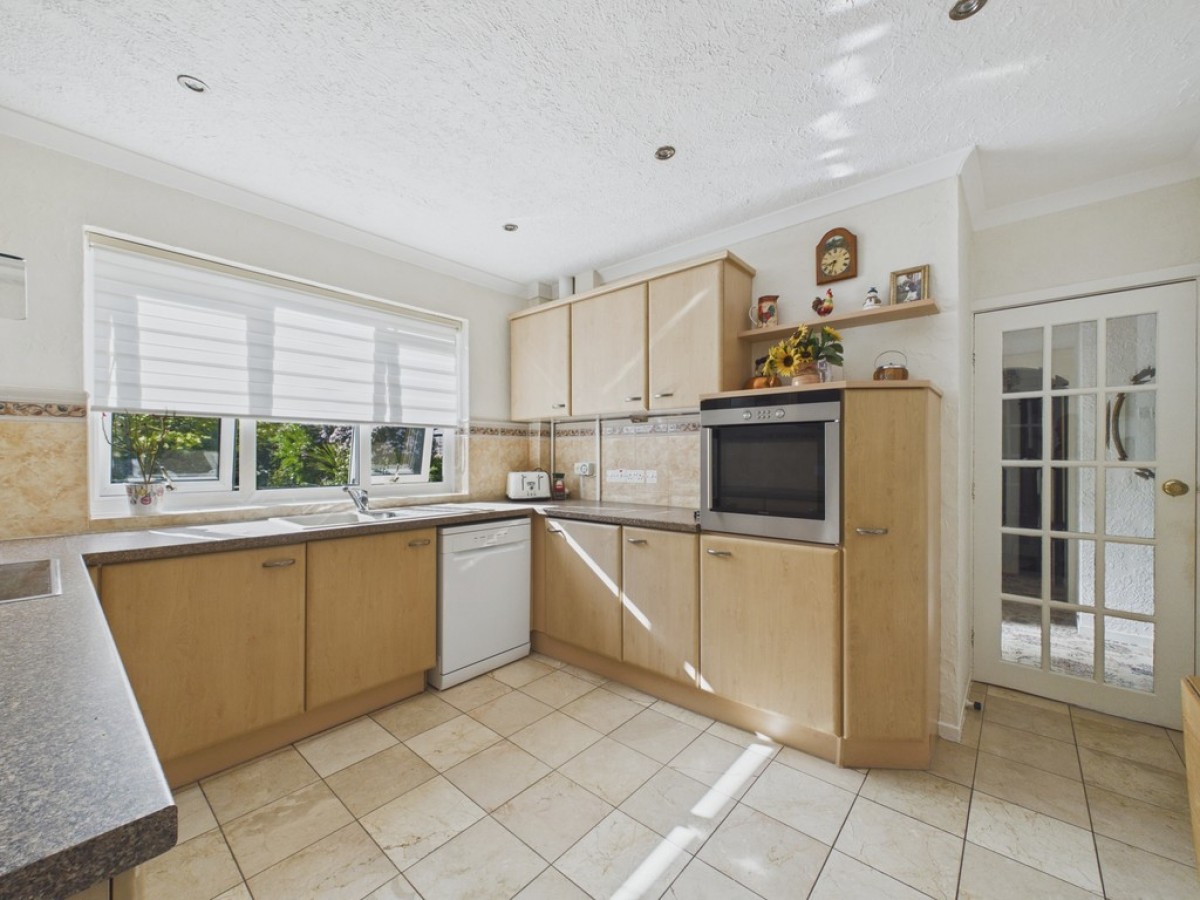 Willow Crescent, Braithwell