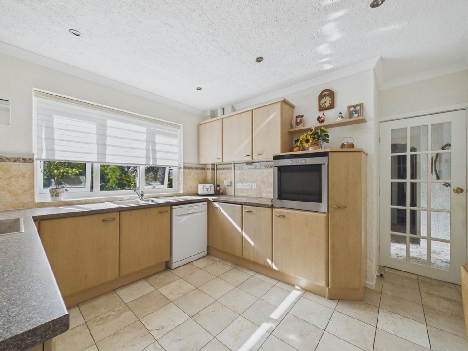 3 bedroom Bungalow for Sale Willow Crescent, Braithwell