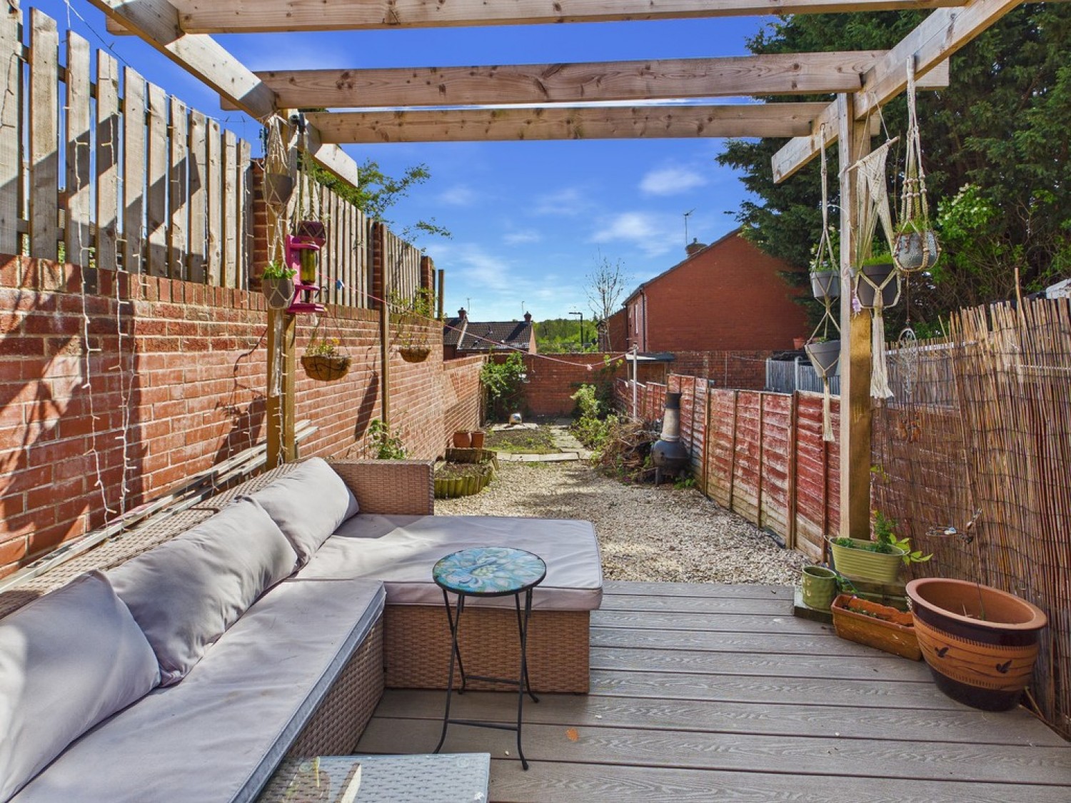 2 bedroom House for Sale Broomhill Road, Old Whittington, Chesterfield