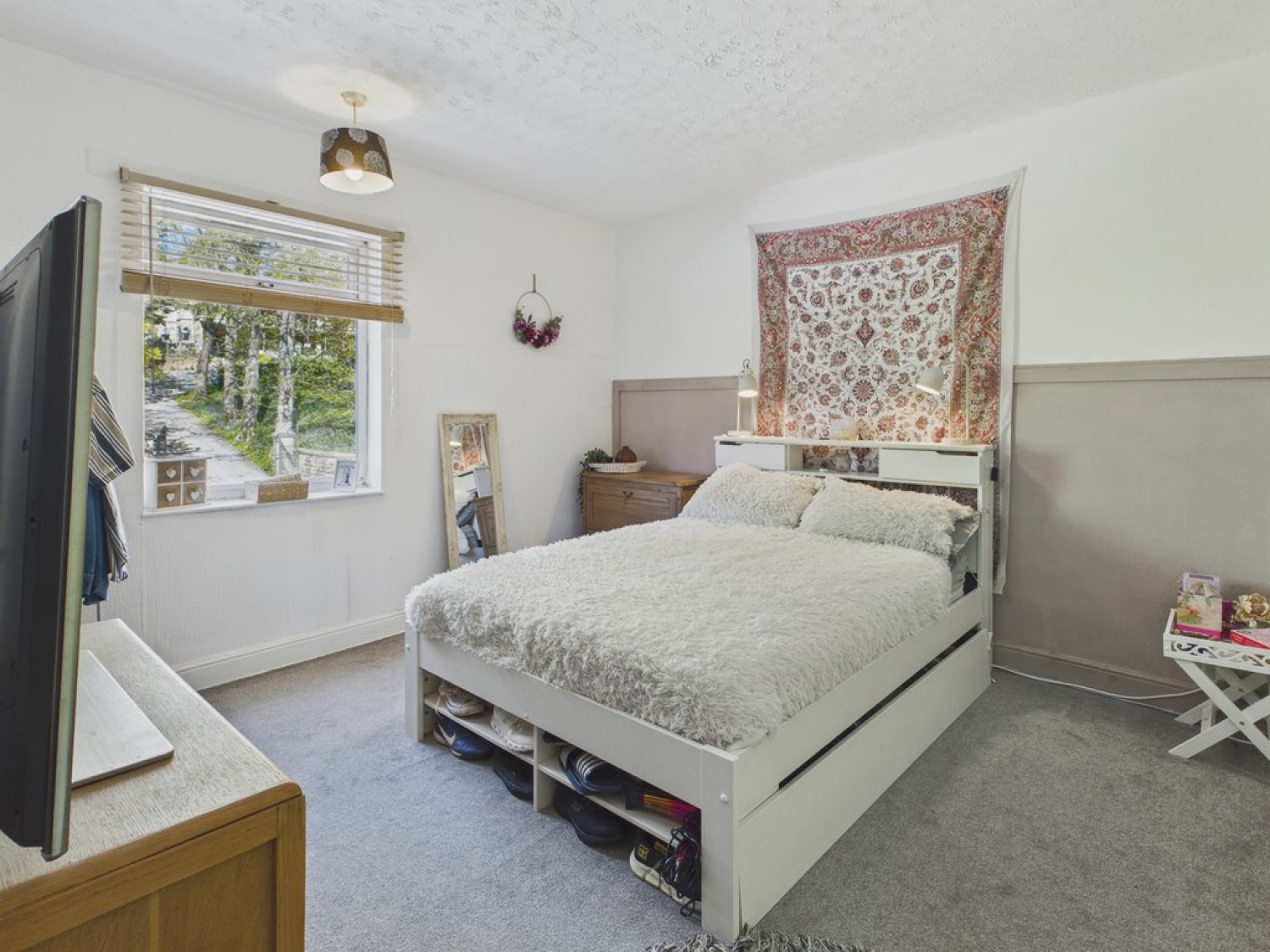 2 bedroom House for Sale Broomhill Road, Old Whittington, Chesterfield