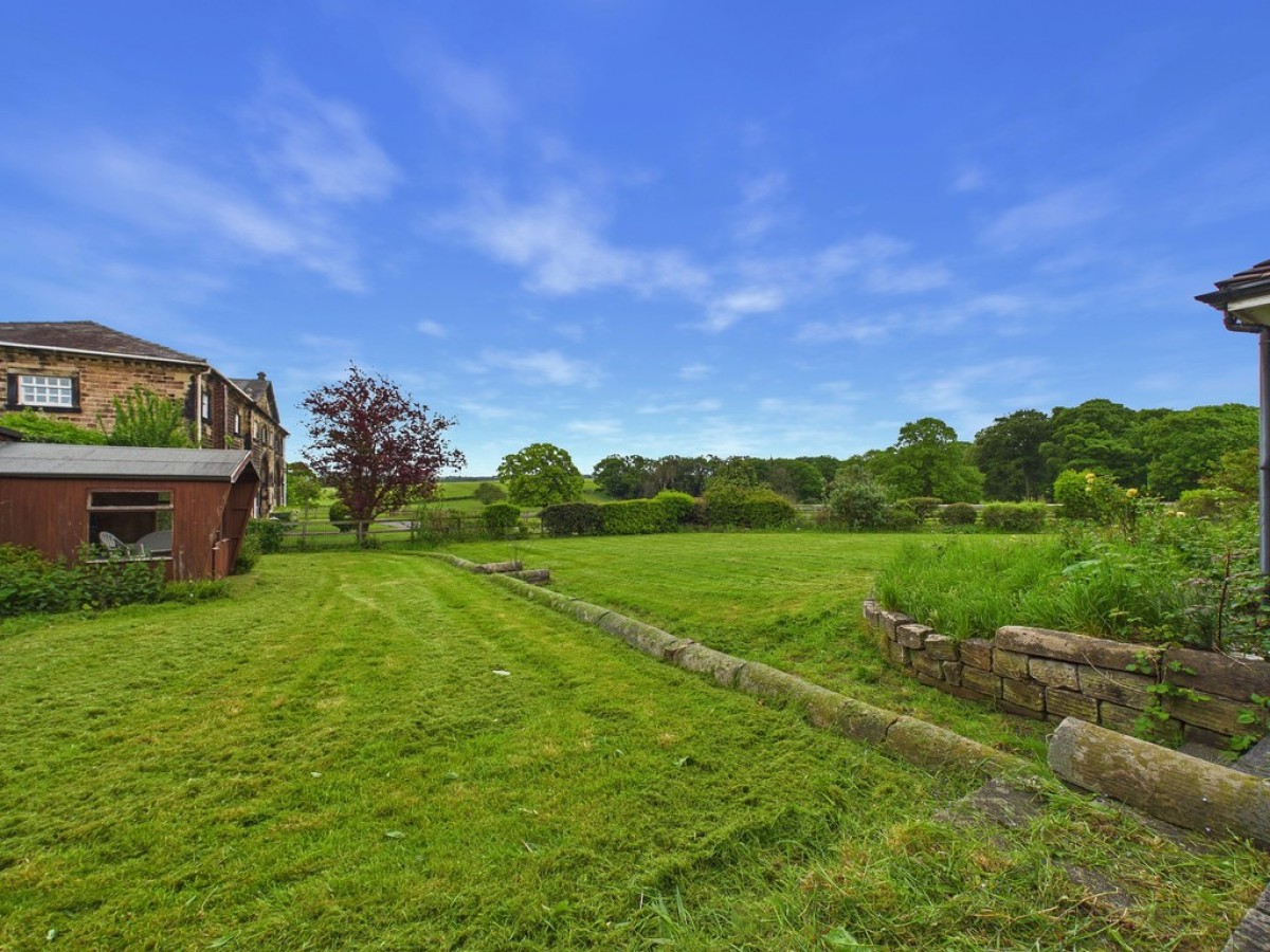 Hooton Lane, Ravenfield