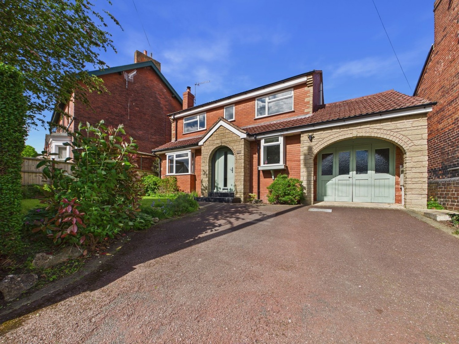4 bedroom House for Sale Avondale Road, Chesterfield