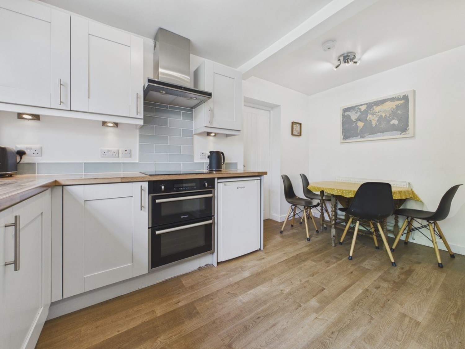 4 bedroom House for Sale Avondale Road, Chesterfield
