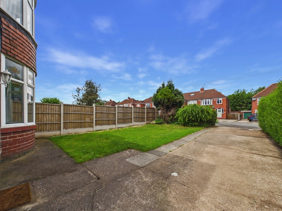 Renishaw Avenue, Moorgate