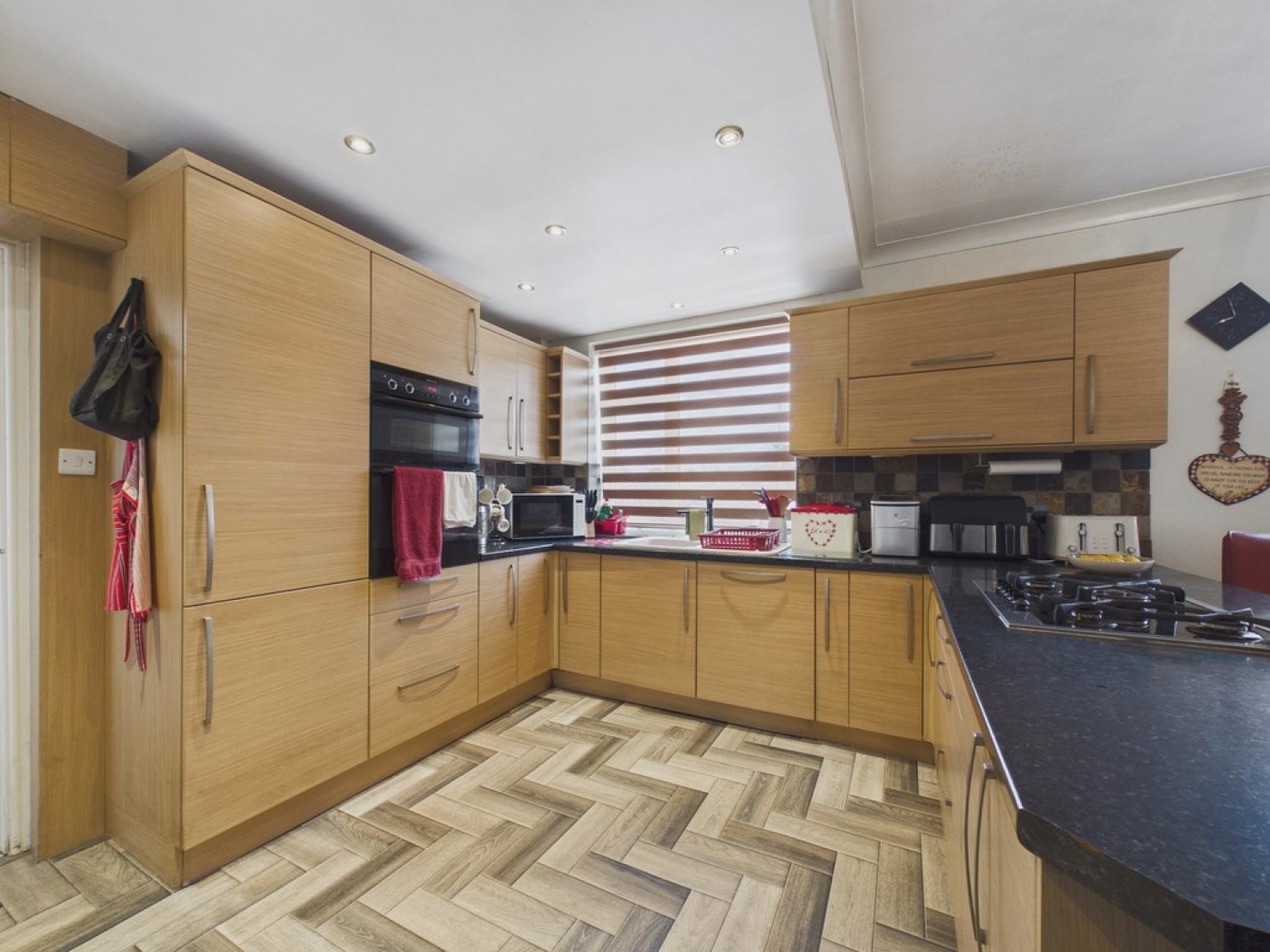 3 bedroom House for Sale Crescent End, Thurcroft