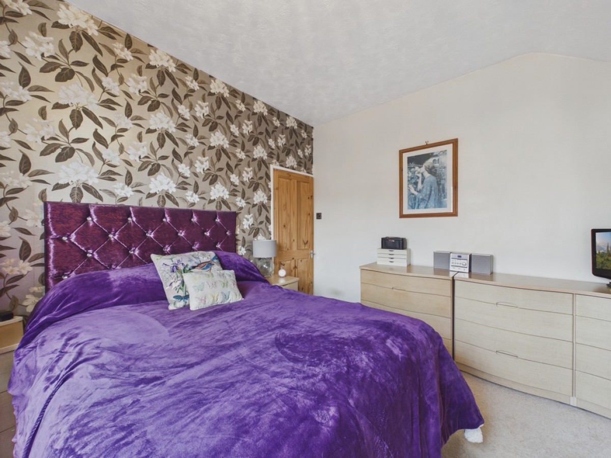Crescent End, Thurcroft