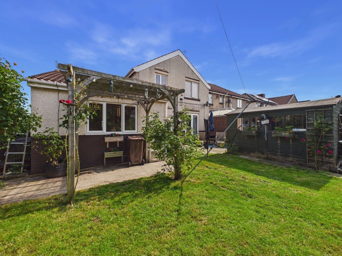 Crescent End, Thurcroft