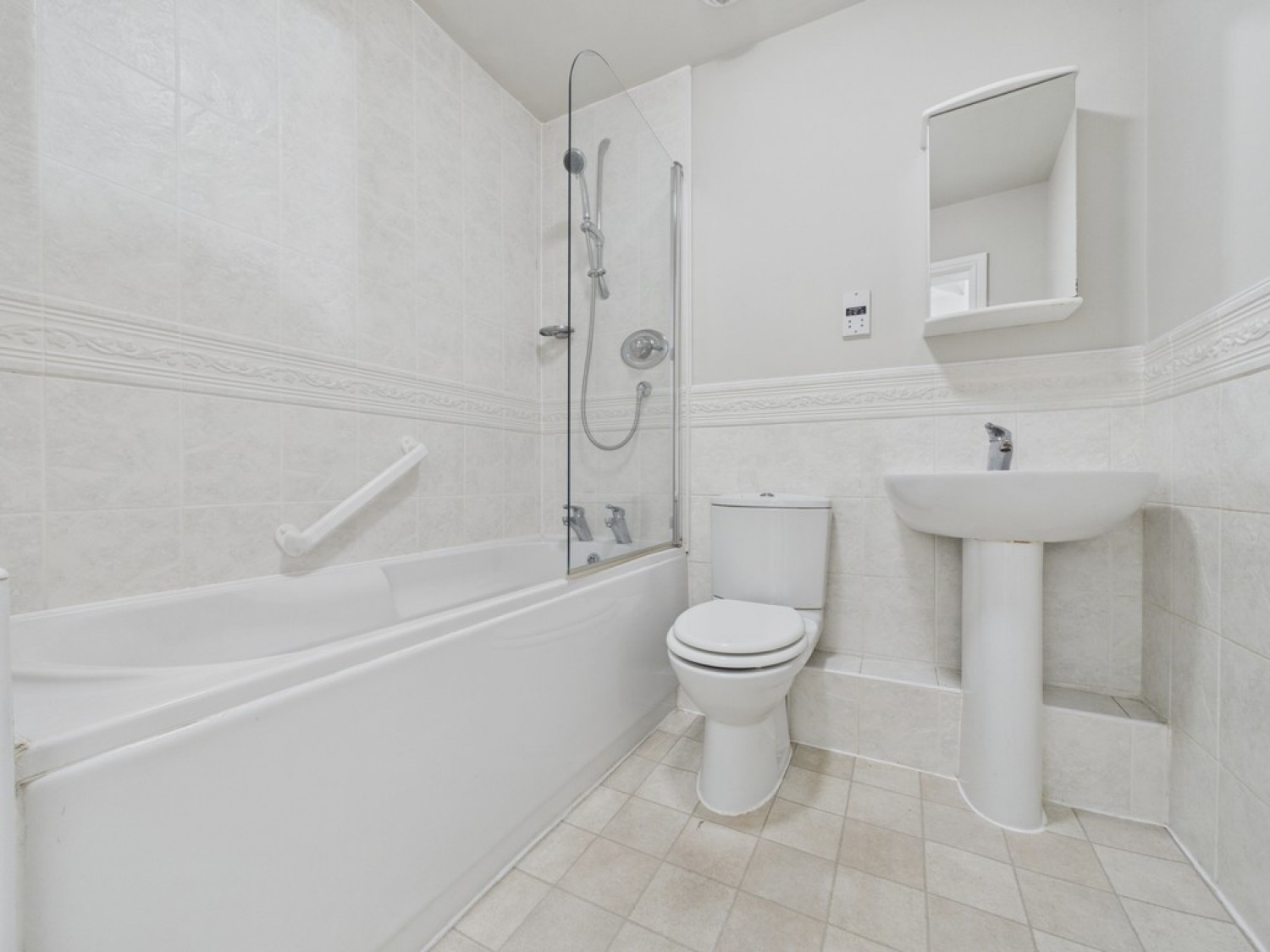 2 bedroom Flat for Sale Woodlands, Rotherham