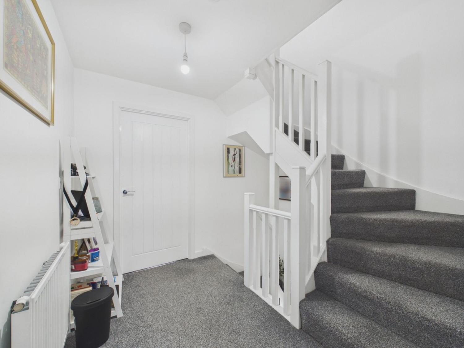 4 bedroom House for Sale Hawes Way, Waverley