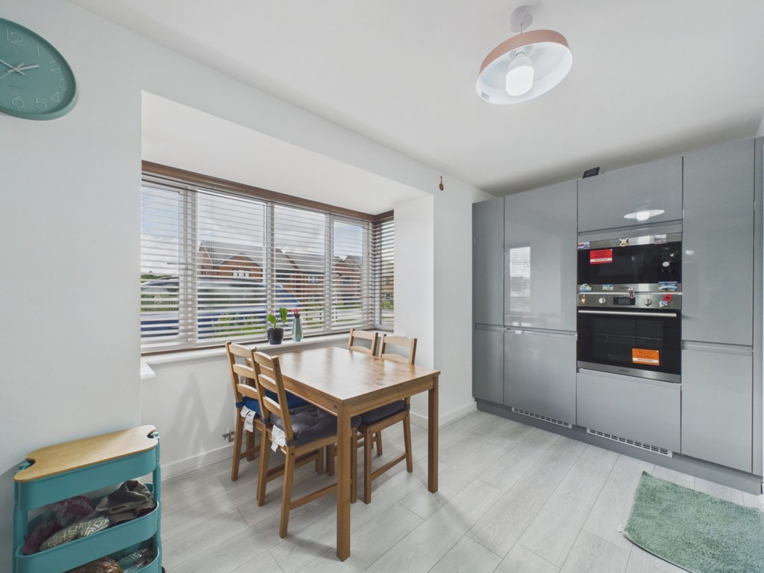 4 bedroom House for Sale Hawes Way, Waverley