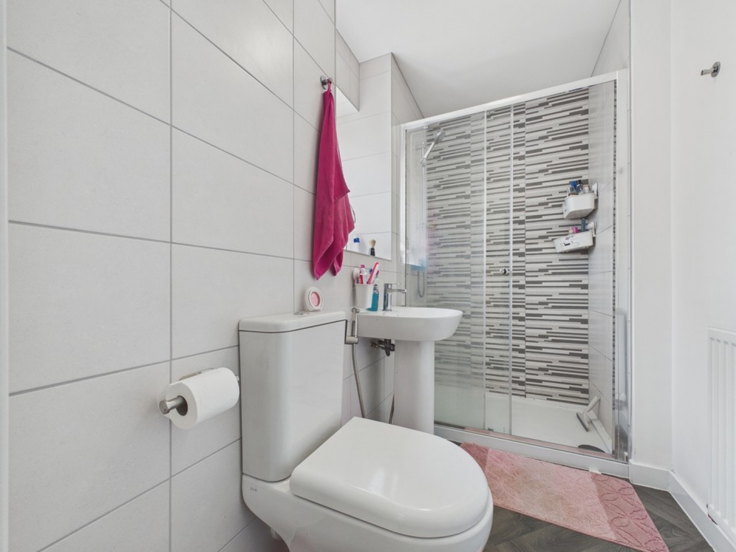 4 bedroom House for Sale Hawes Way, Waverley