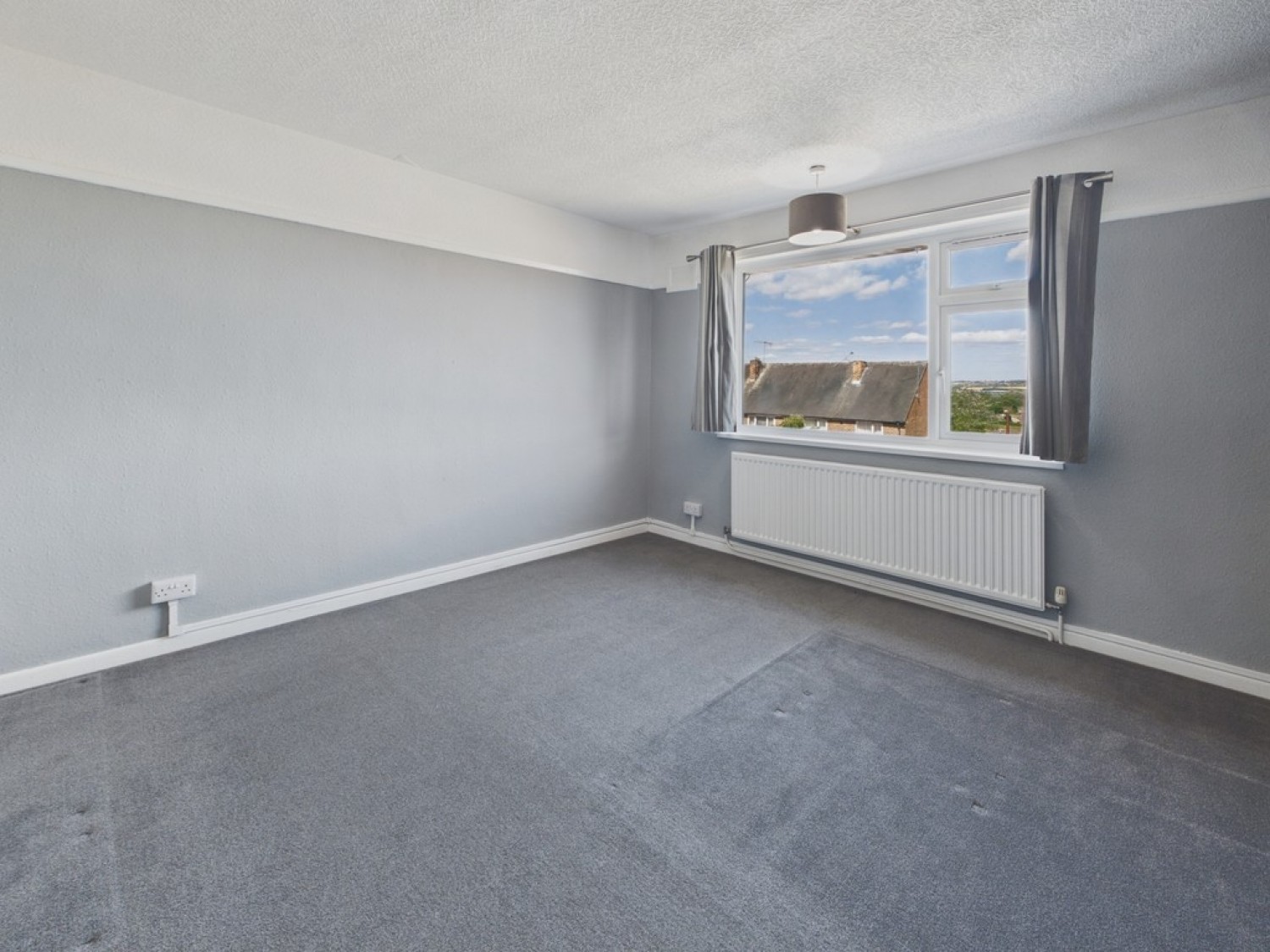 3 bedroom House for Sale Hillman Drive, Inkersall