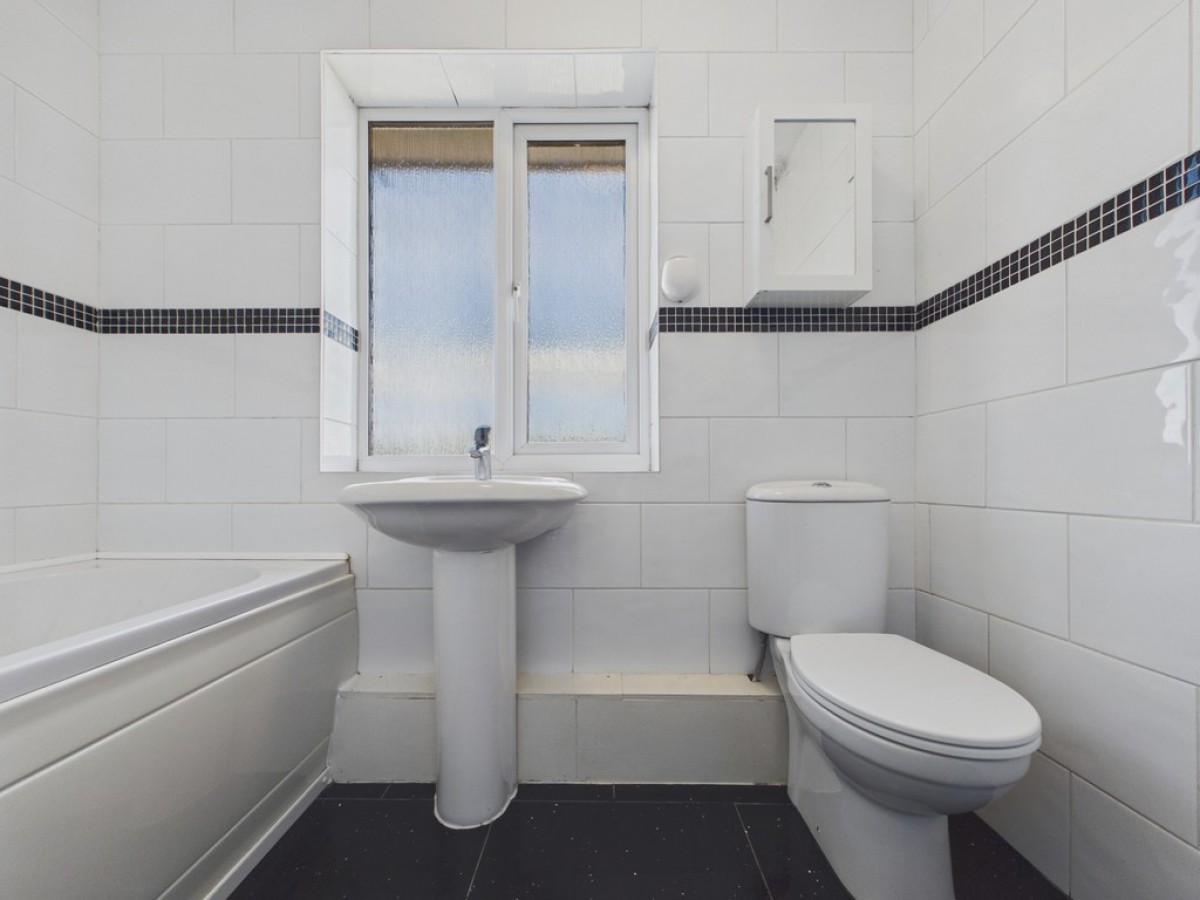 Hillman Drive, Inkersall