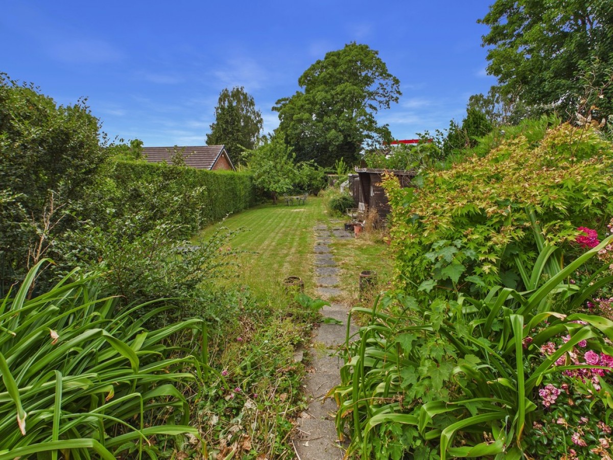 Highfield Lane, Newbold, Chesterfield