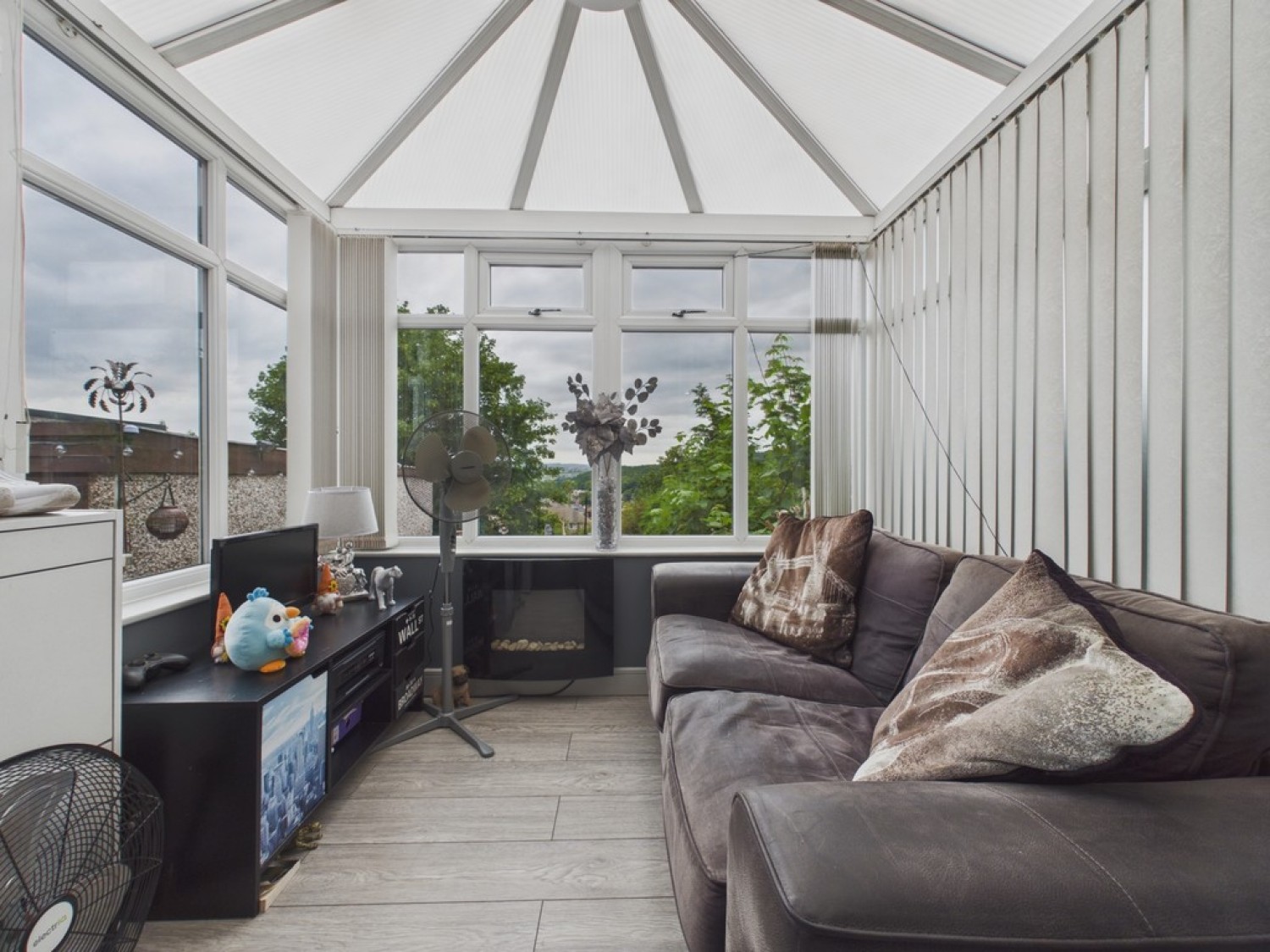 4 bedroom House for Sale Park View Road, Kimberworth