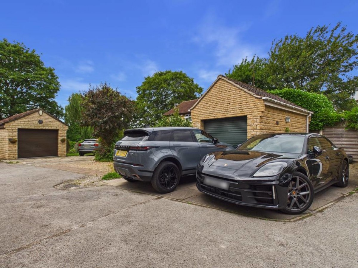 Turner Lane, Whiston