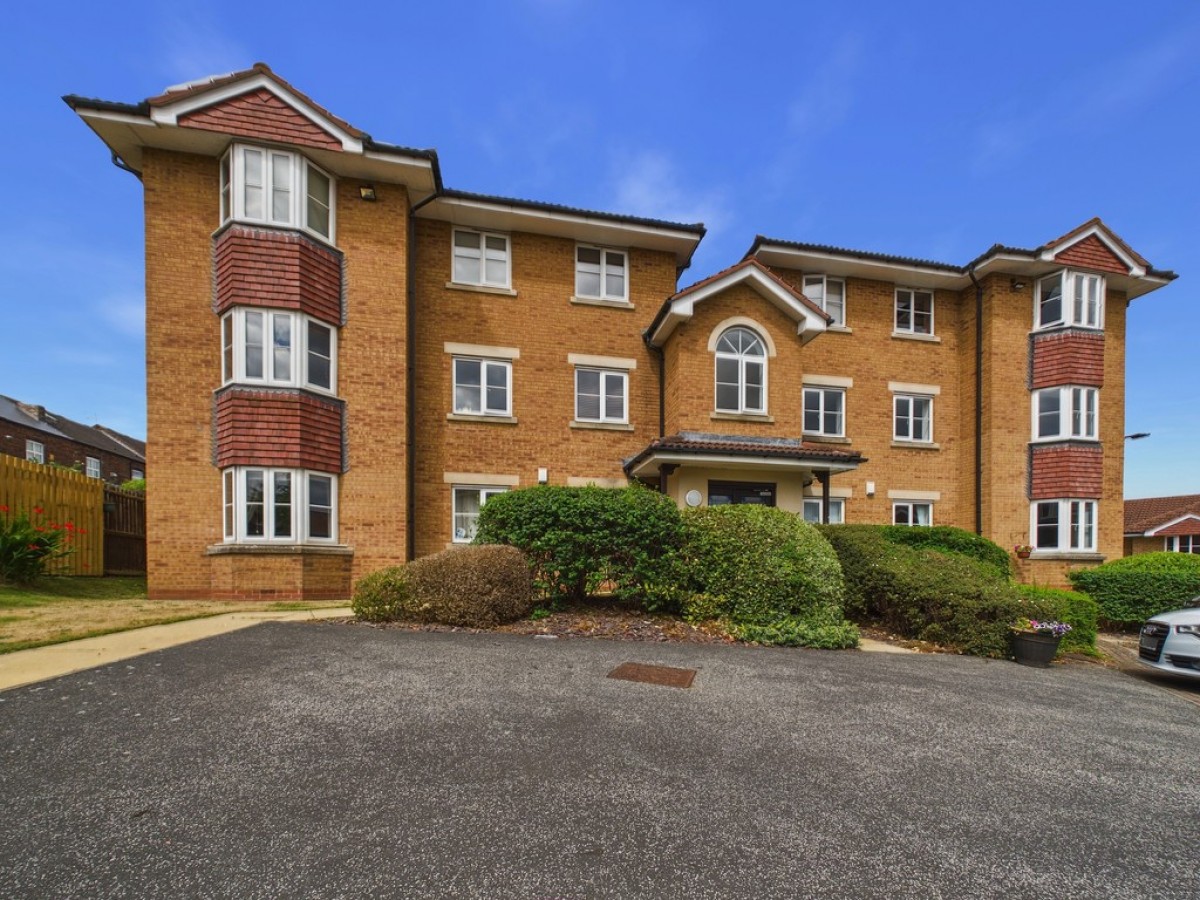 Falconer Way, Treeton