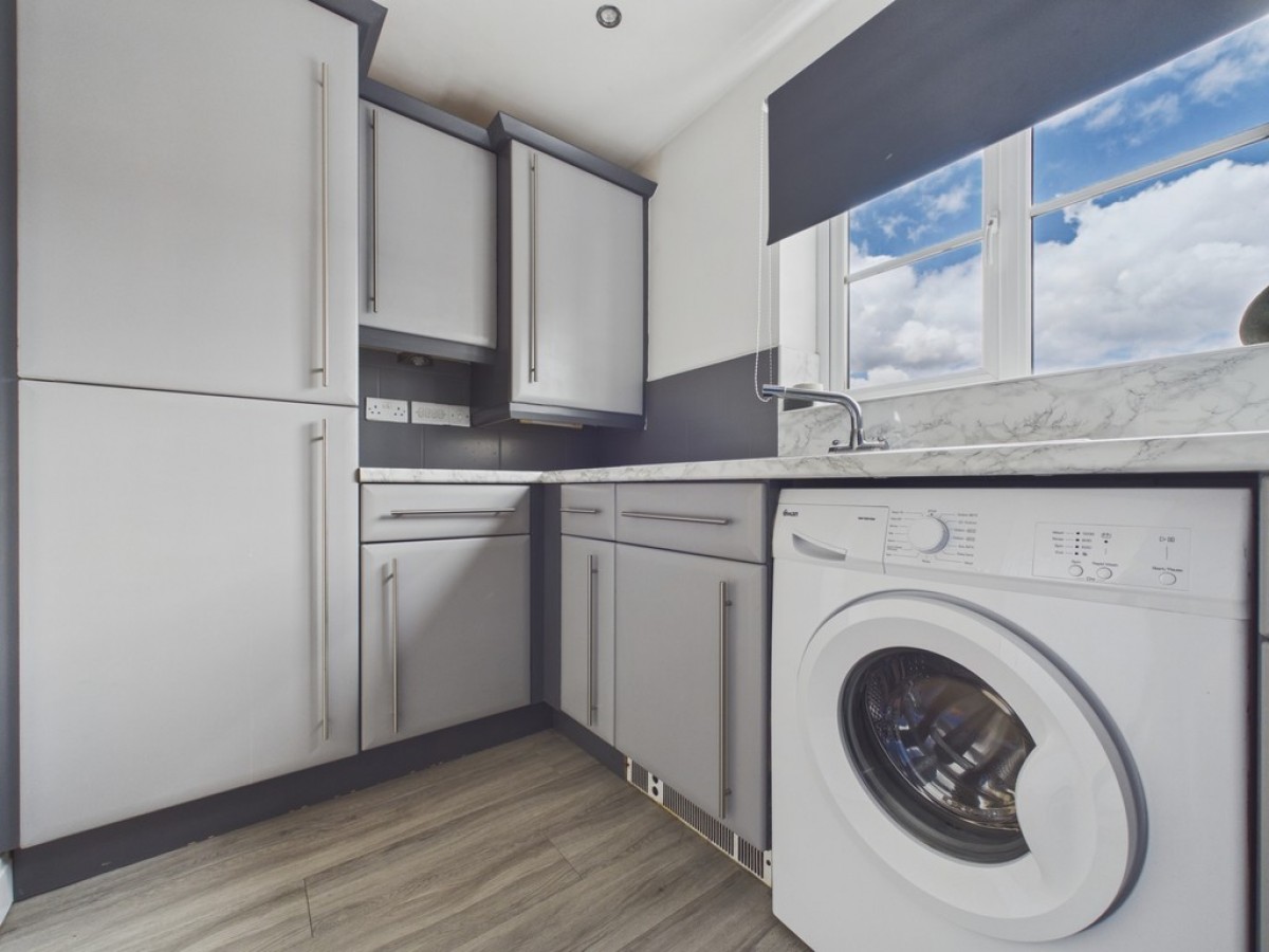 Falconer Way, Treeton