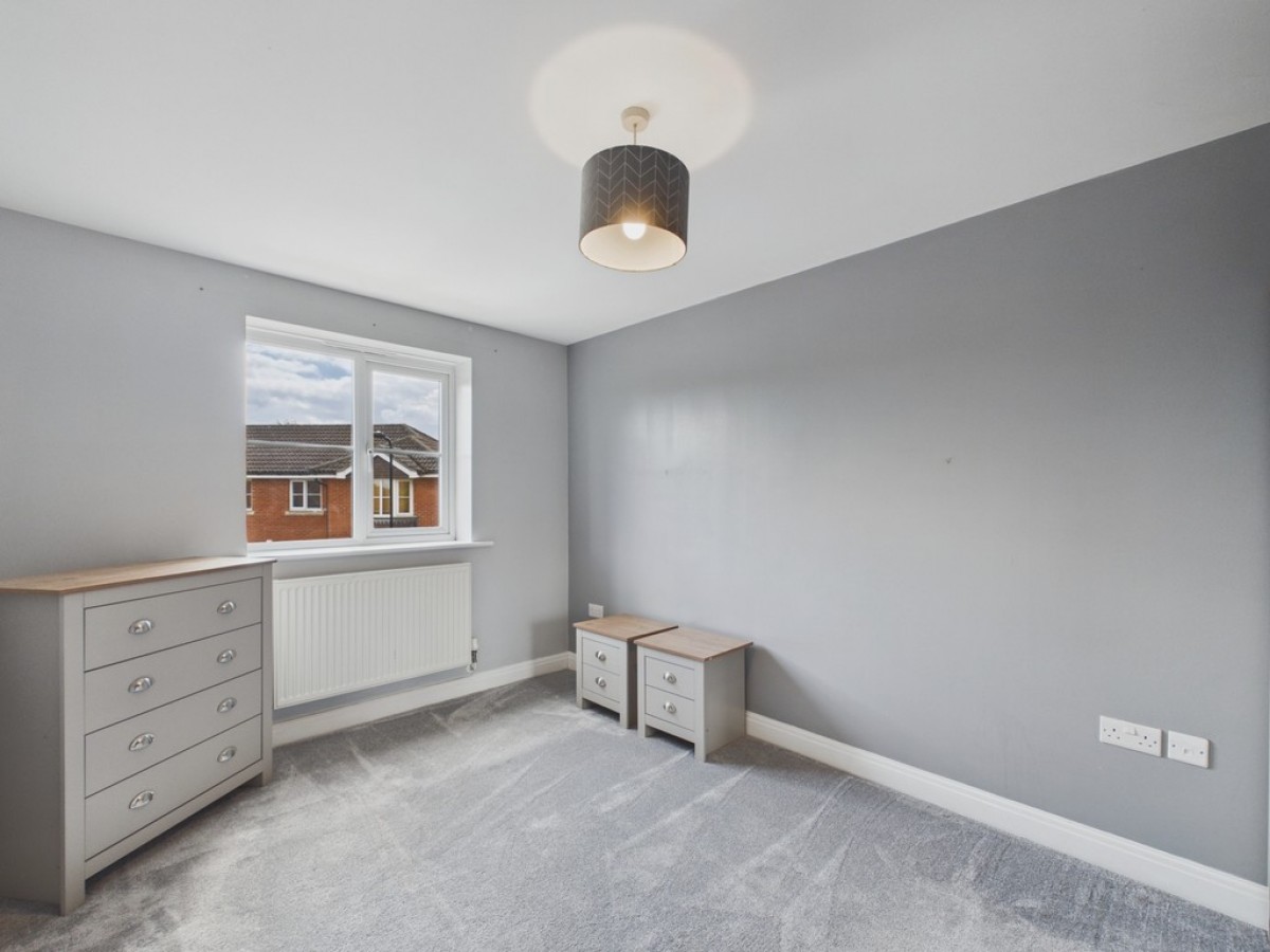 Falconer Way, Treeton