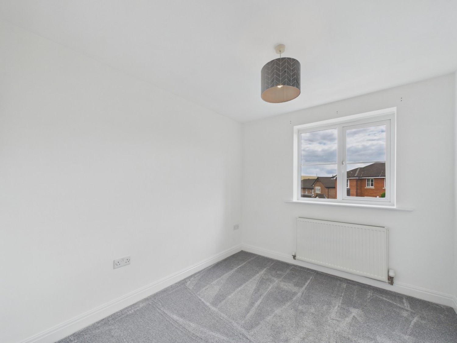 2 bedroom Flat for Sale Falconer Way, Treeton