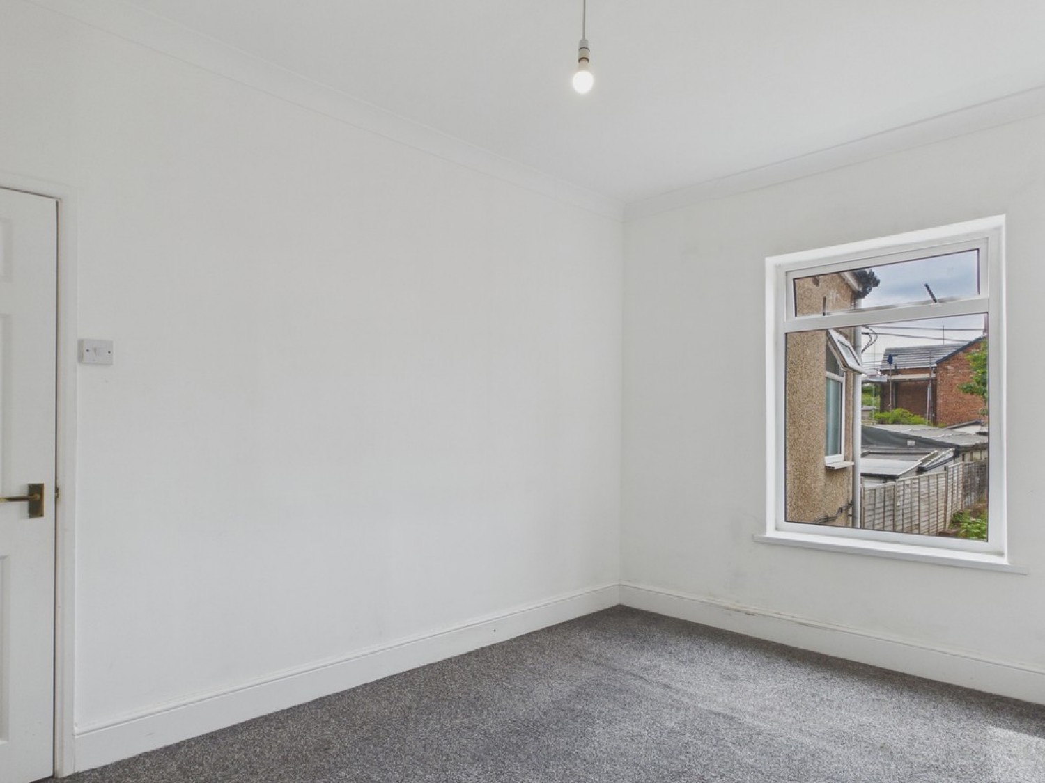 3 bedroom House for Sale Station Road, North Wingfield