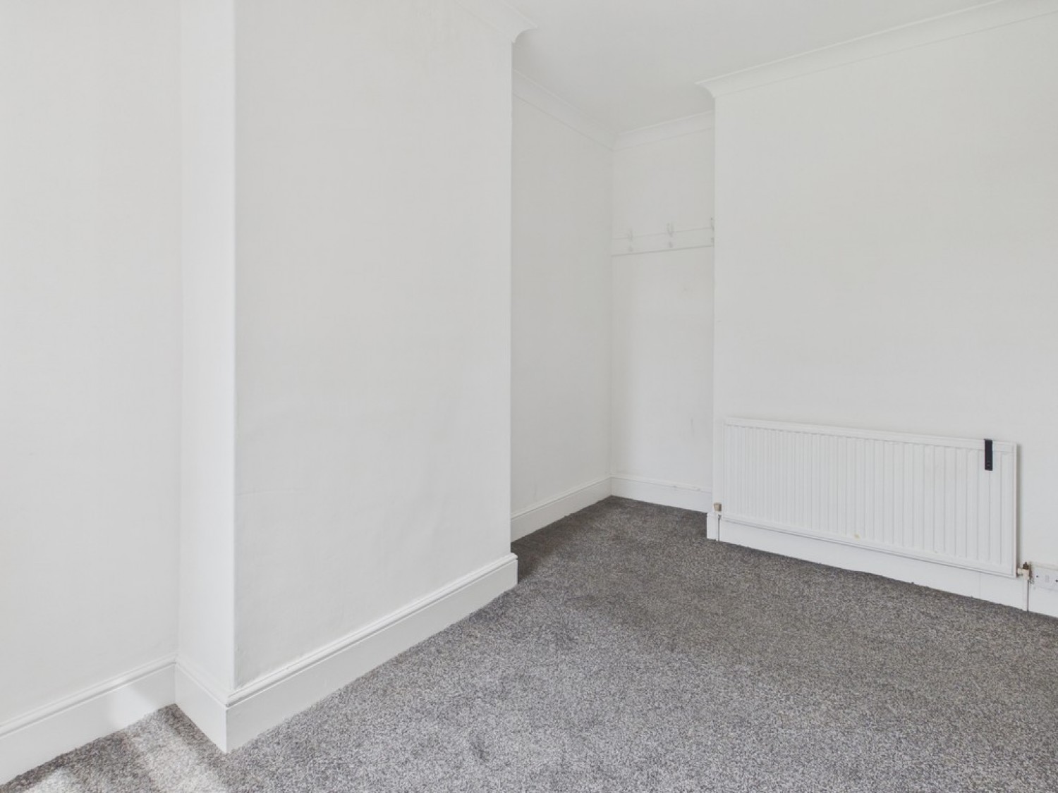 3 bedroom House for Sale Station Road, North Wingfield
