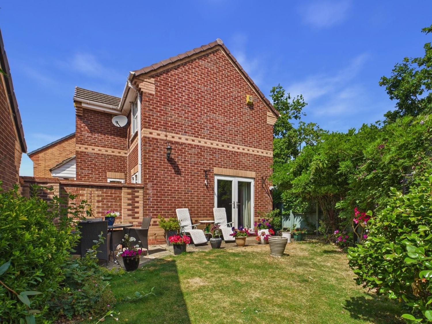 3 bedroom House for Sale Old House Road, Newbold