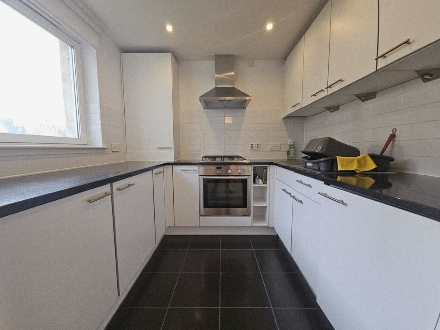 Gartferry Court, Racecourse Road