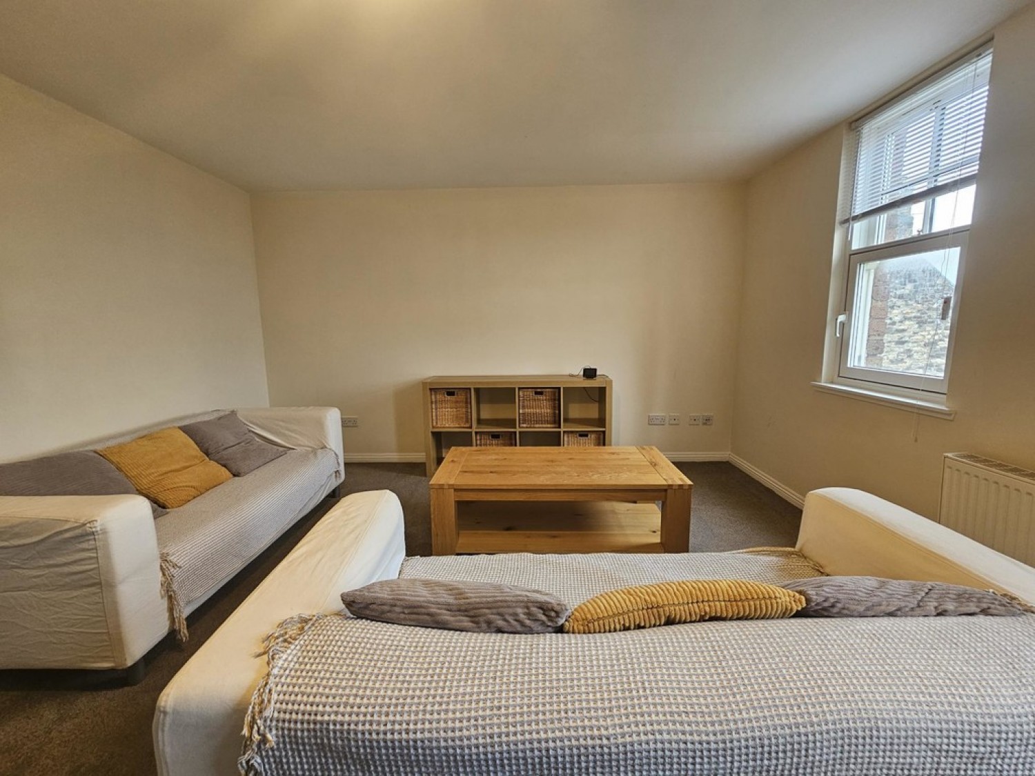 2 bedroom Flat for Letting AYR - Academy Street