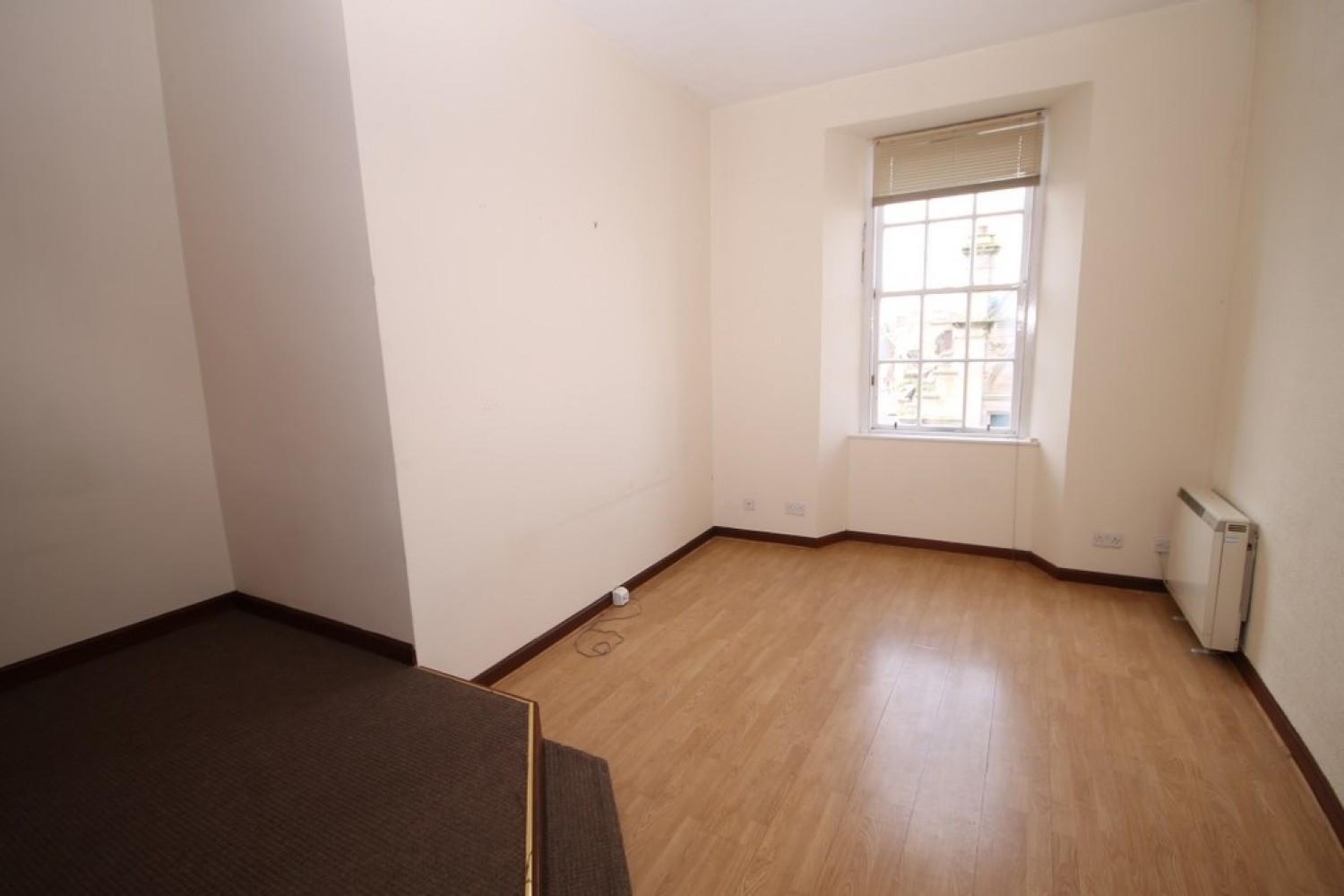 0 bedroom Flat for Letting High Street, Ayr