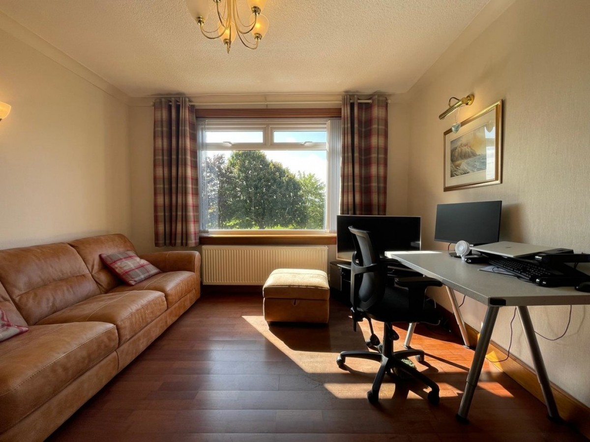 35 Glebe Crescent, Maybole. KA19 7HZ