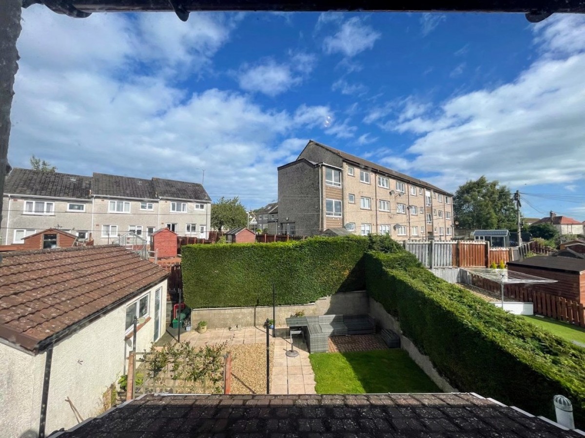 35 Glebe Crescent, Maybole. KA19 7HZ