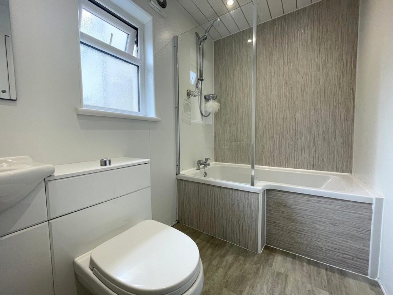 35 Glebe Crescent, Maybole. KA19 7HZ