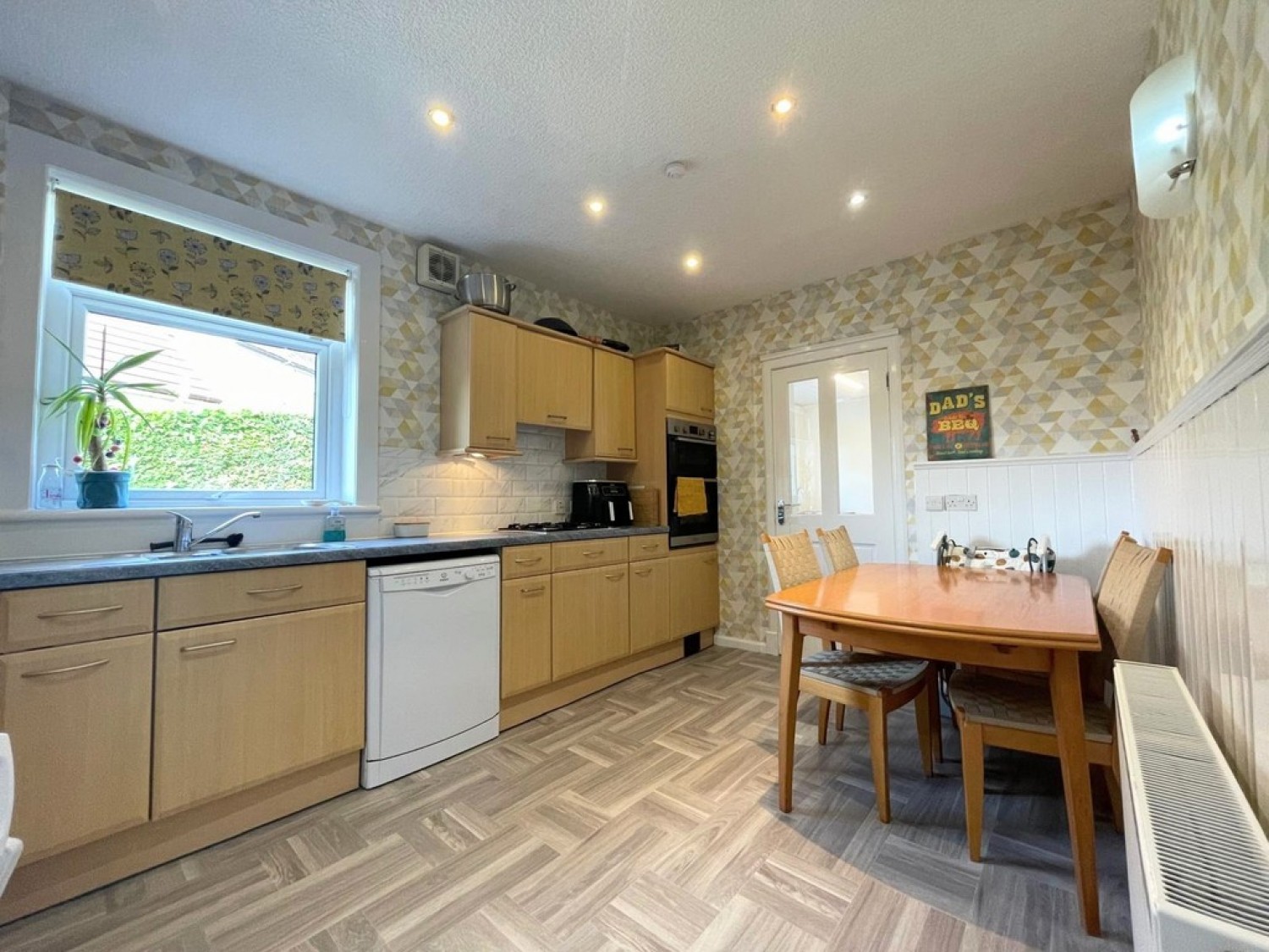 35 Glebe Crescent, Maybole. KA19 7HZ