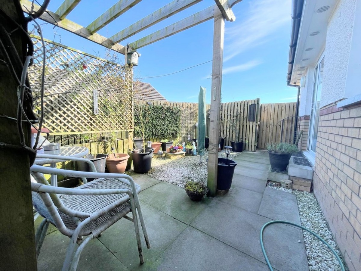 Pawprints, Robert Burns Avenue, Drongan, Ayr, KA6 7DZ