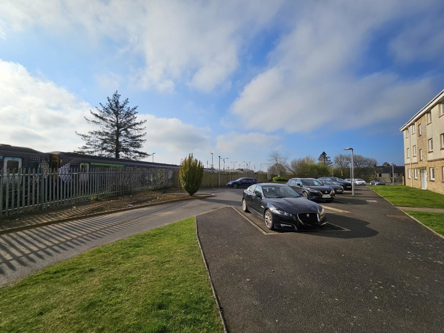 24 Cocklebie Road, Stewarton, Kilmarnock, KA3 3AR