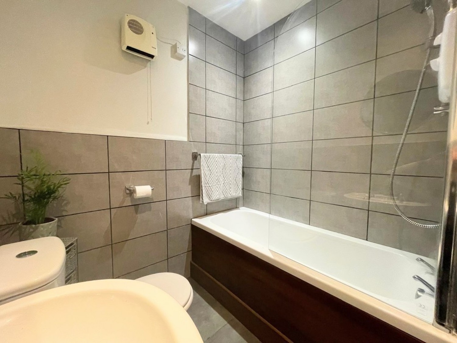 3B Dundonald Road,Troon,South Ayrshire, KA10 6NP