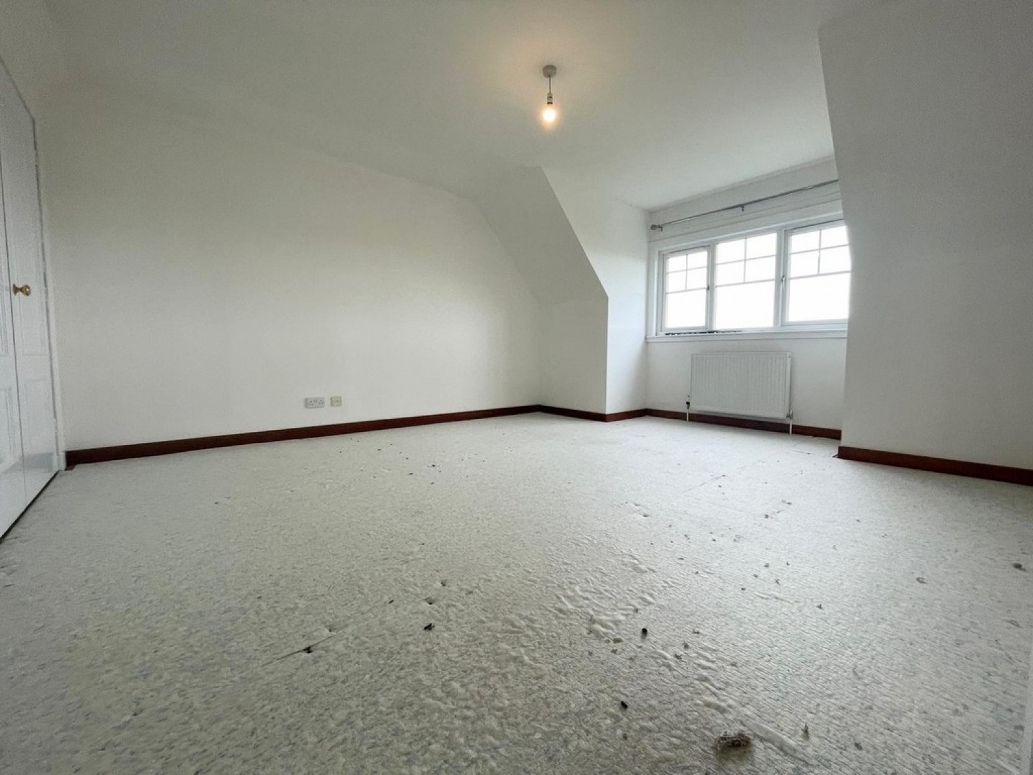 2 Highfield Place, Ochiltree, KA18 2AT