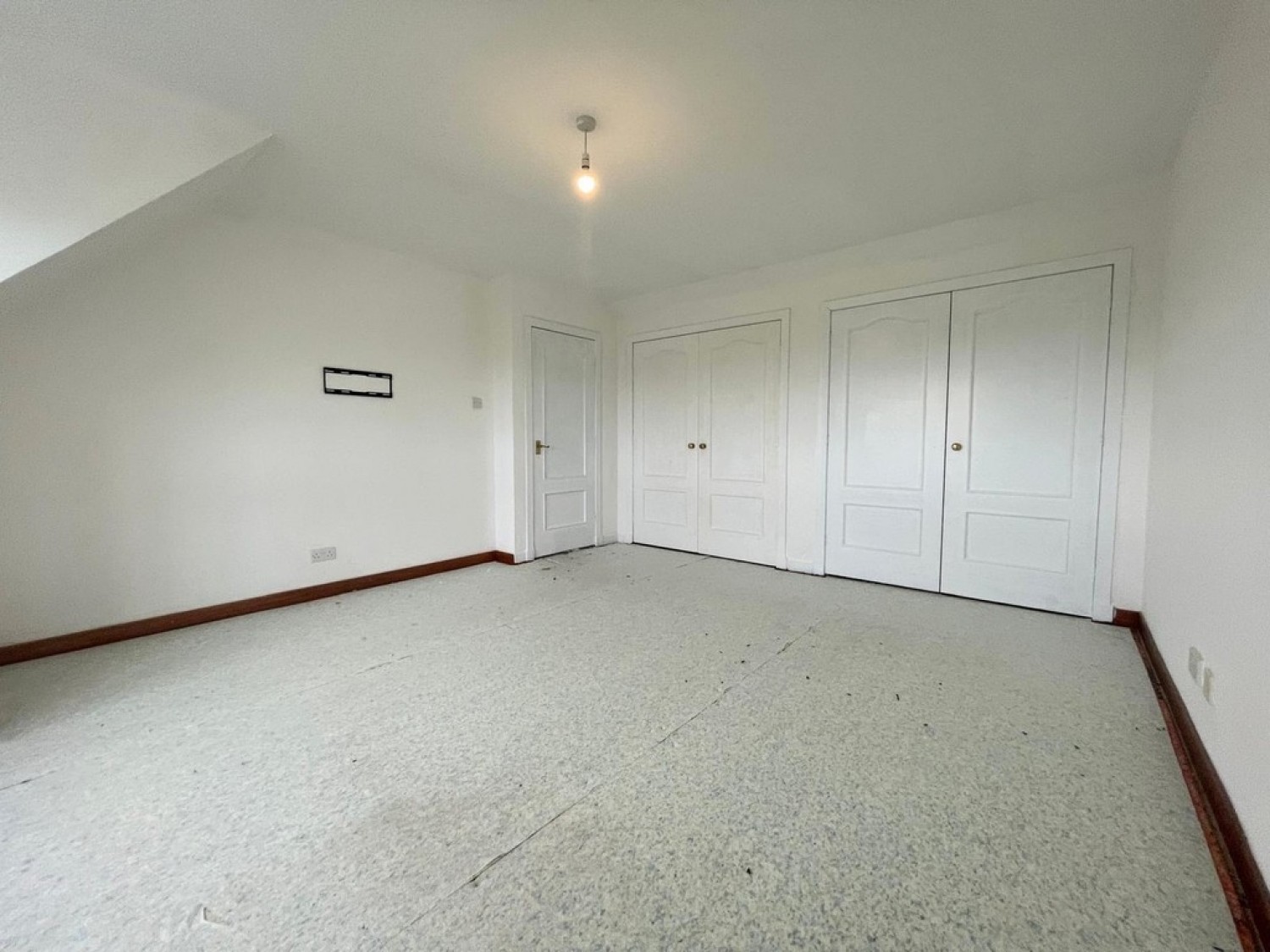 2 Highfield Place, Ochiltree, KA18 2AT