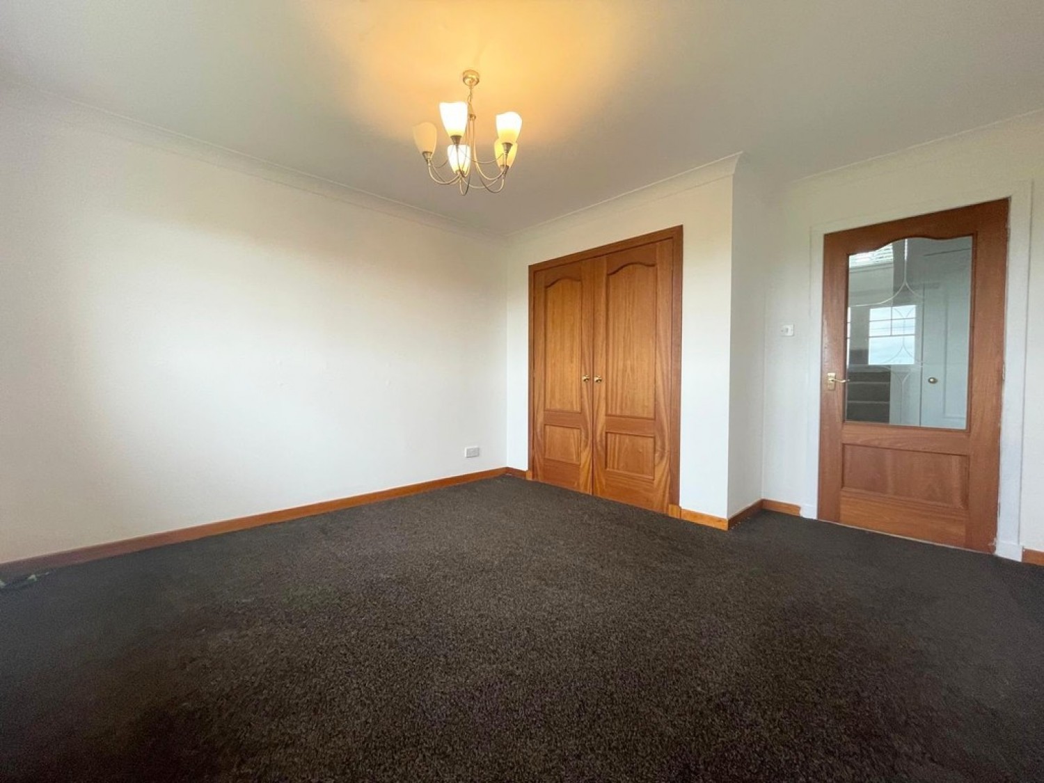 2 Highfield Place, Ochiltree, KA18 2AT