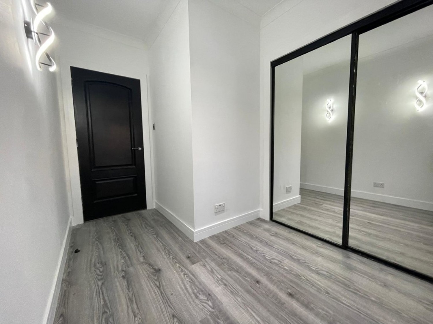 4 bedroom Bungalow in Doonbank Cottage,Cedar Terrace, Dalrymple, Ayr, KA6 6DT