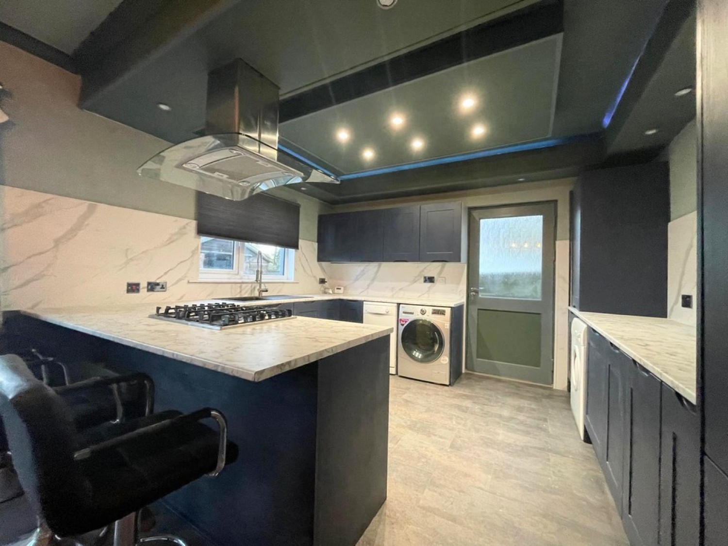 4 bedroom Bungalow in Doonbank Cottage,Cedar Terrace, Dalrymple, Ayr, KA6 6DT