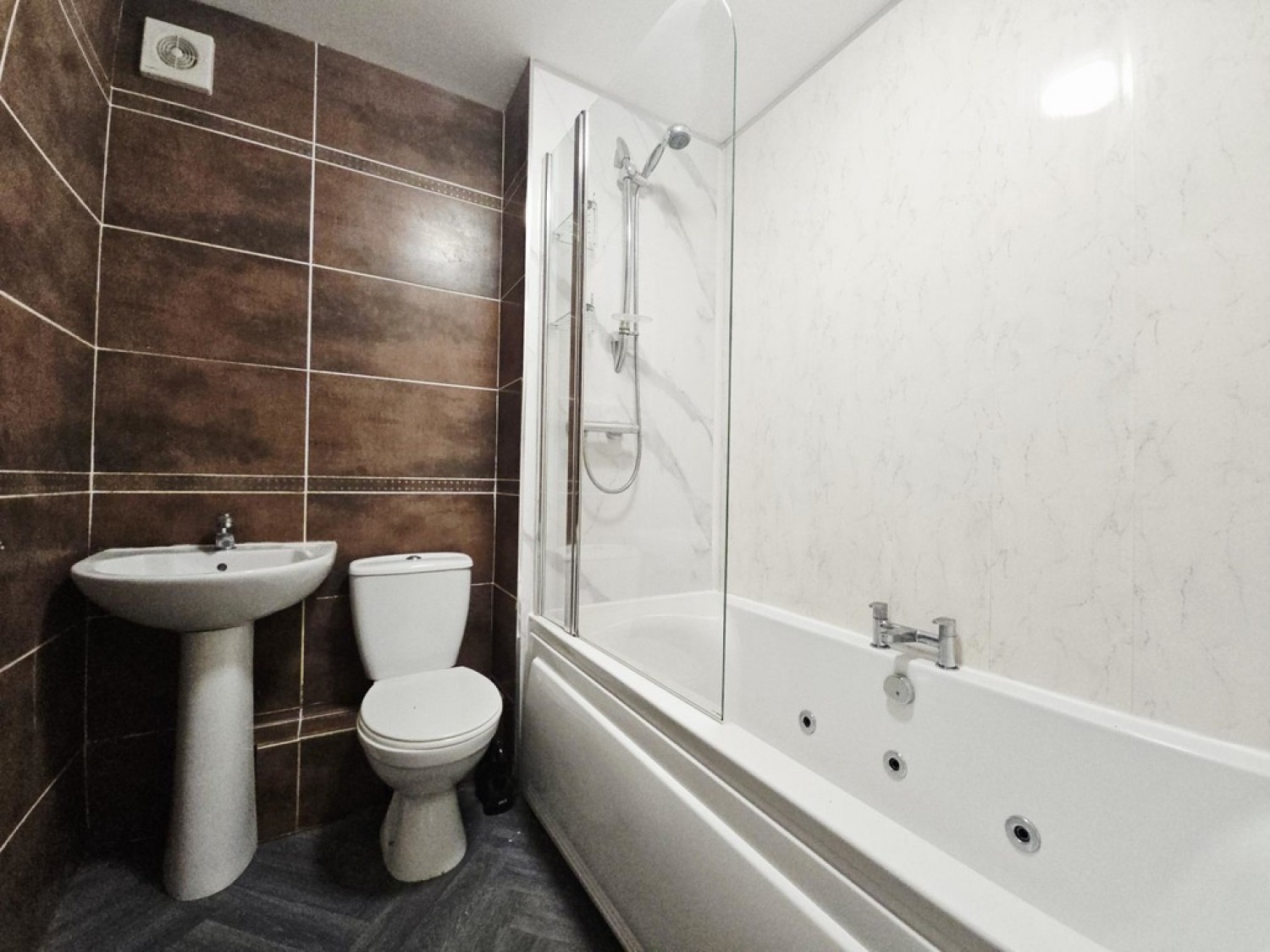 2 bedroom Flat for Letting Peebles Street, Ayr