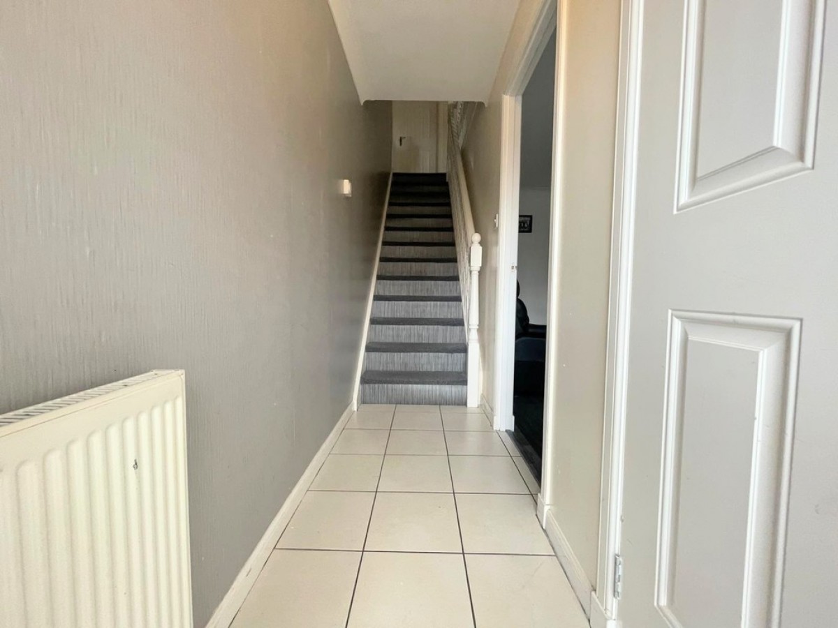 6 Wellington Gardens, Crookedholm, Kilmarnock, KA3 6NE