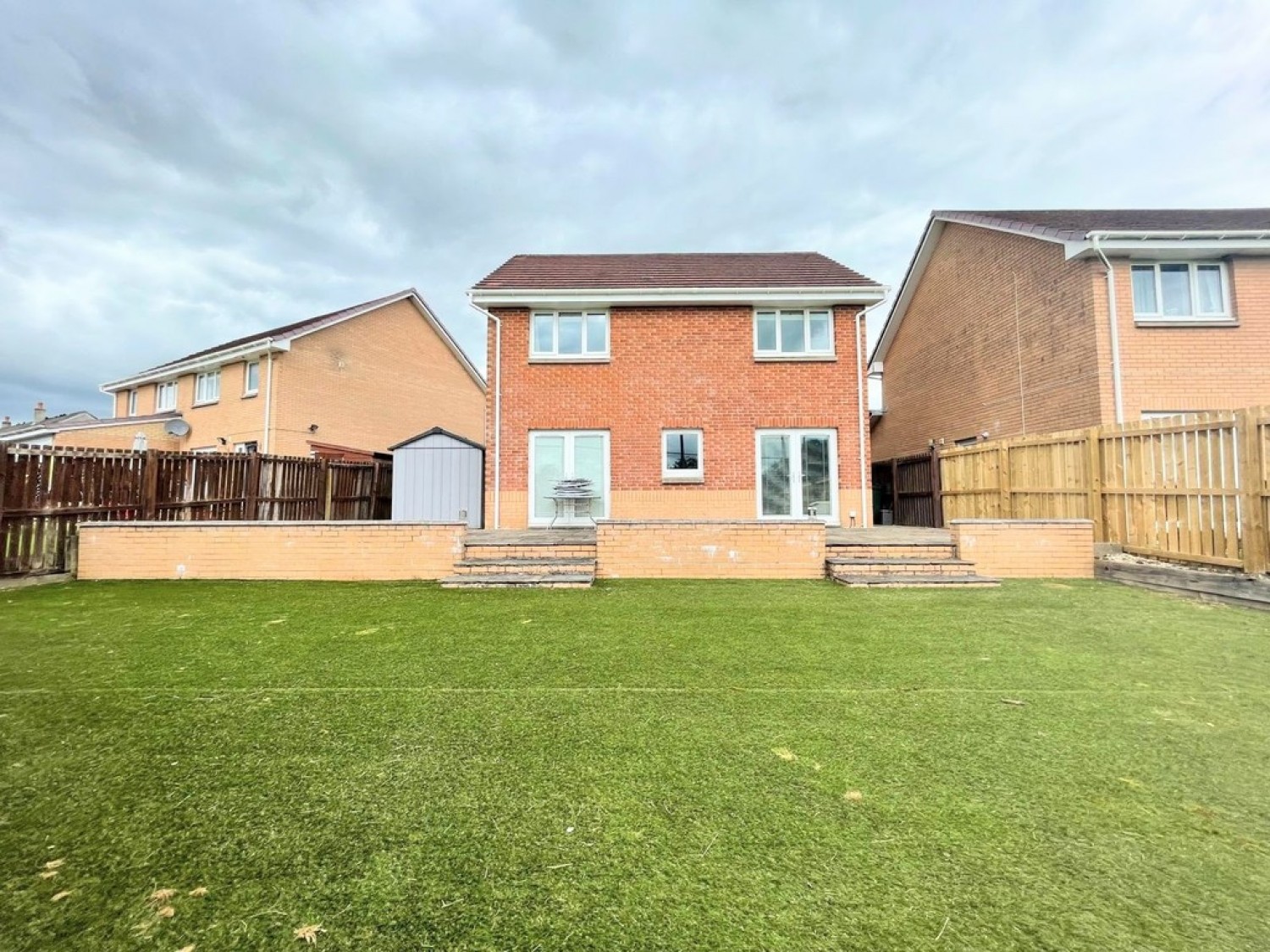 6 Wellington Gardens, Crookedholm, Kilmarnock, KA3 6NE