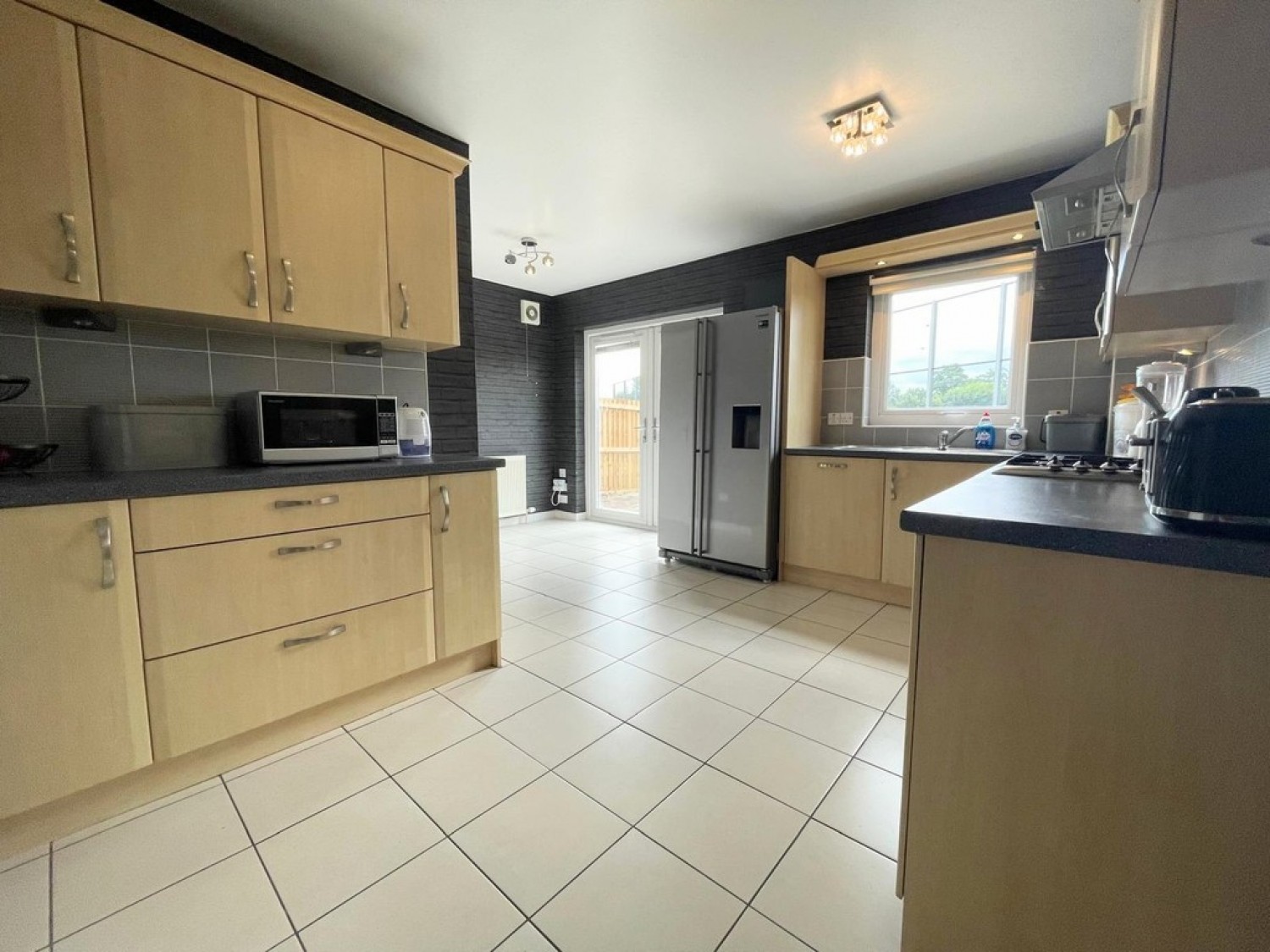 6 Wellington Gardens, Crookedholm, Kilmarnock, KA3 6NE