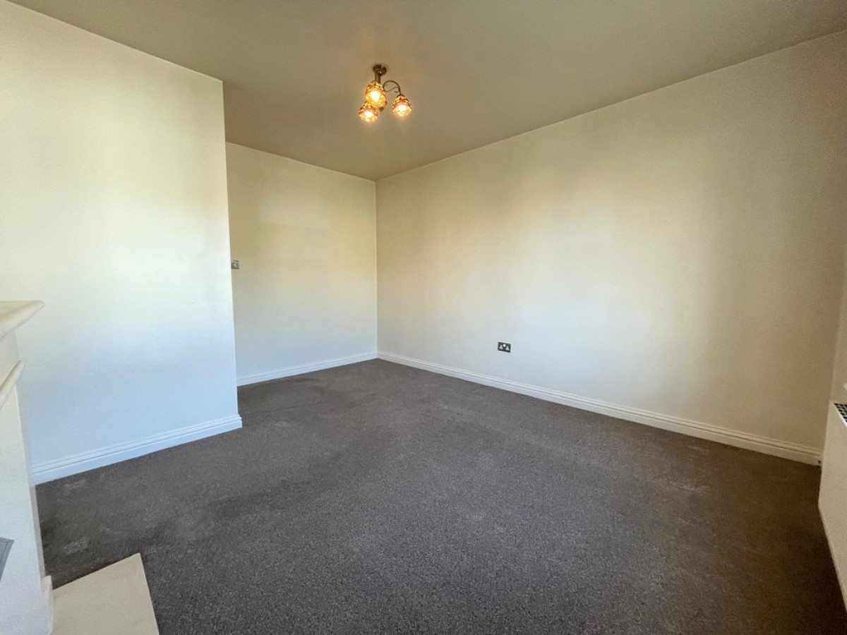 6 Kirkbride Crescent, Crosshill, Maybole, South Ayrshire, KA19 7RQ