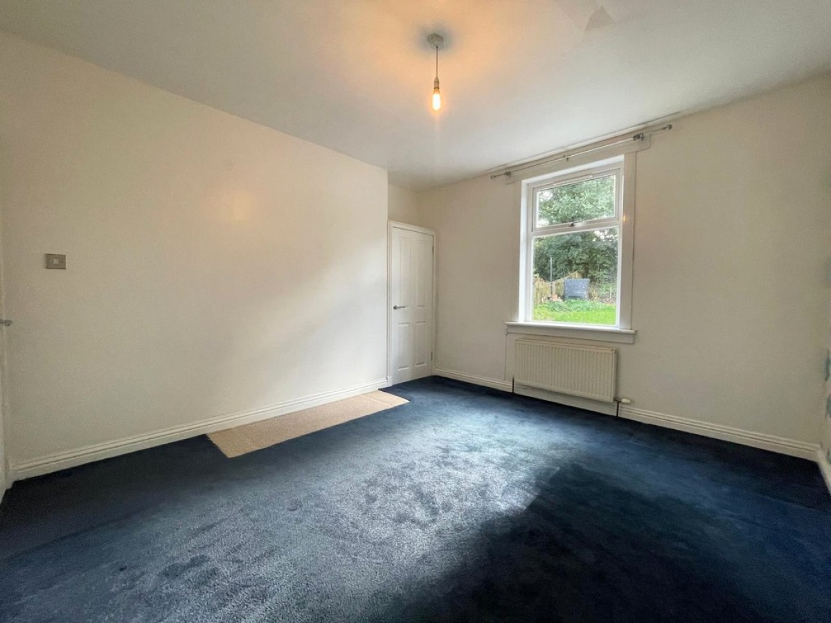 6 Kirkbride Crescent, Crosshill, Maybole, South Ayrshire, KA19 7RQ