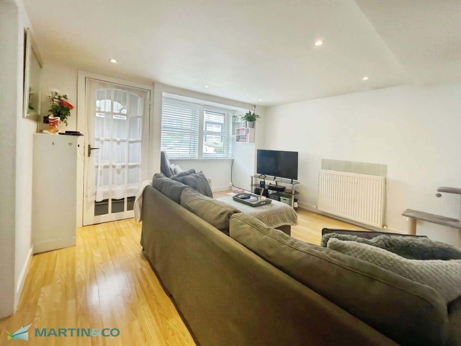 2 bedroom Flat for Sale 39 Kirkland Street, Maybole,South Ayrshire, KA19 7HD